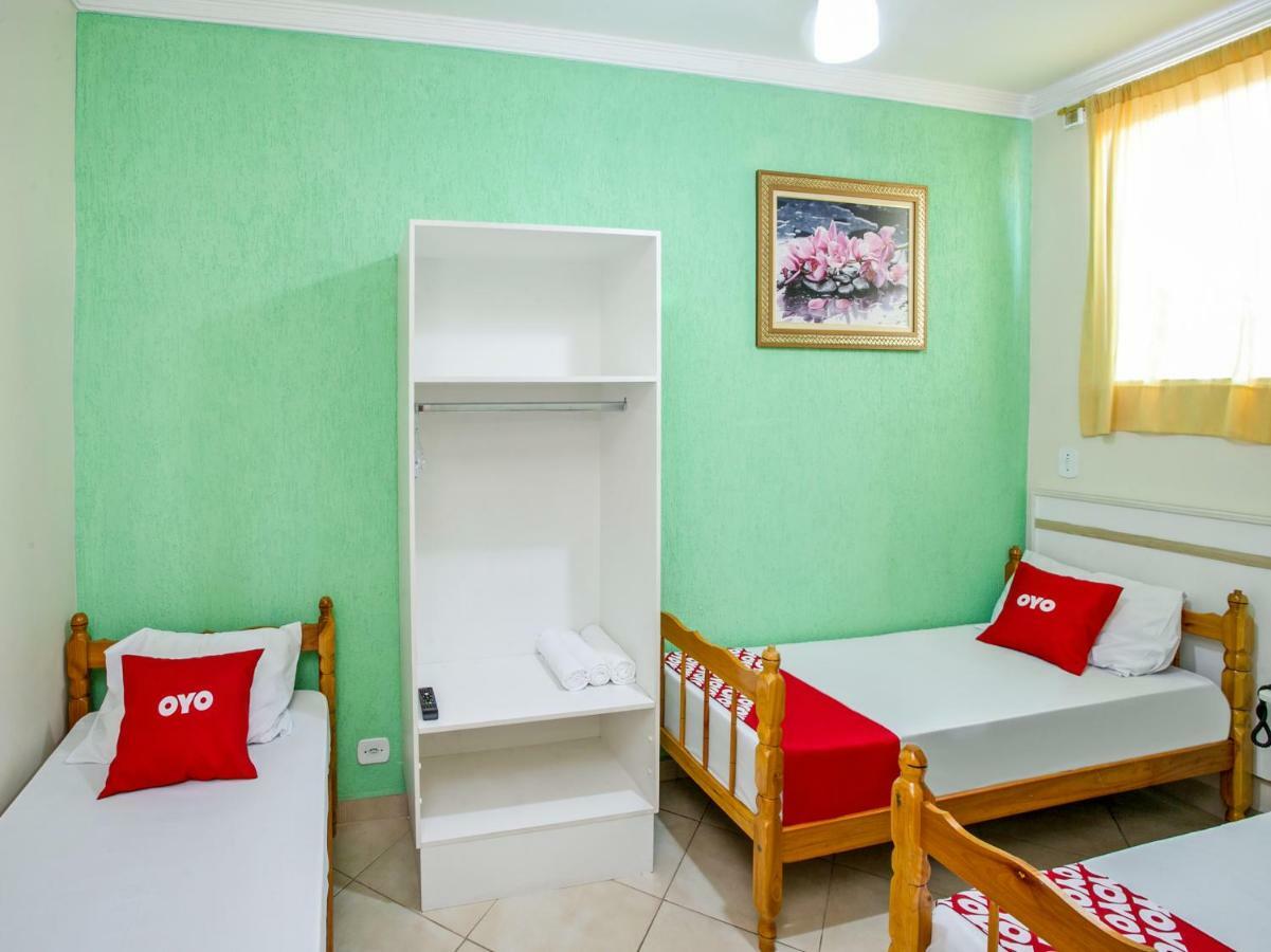 Oyo Hotel Dayse Santana de Parnaíba エクステリア 写真