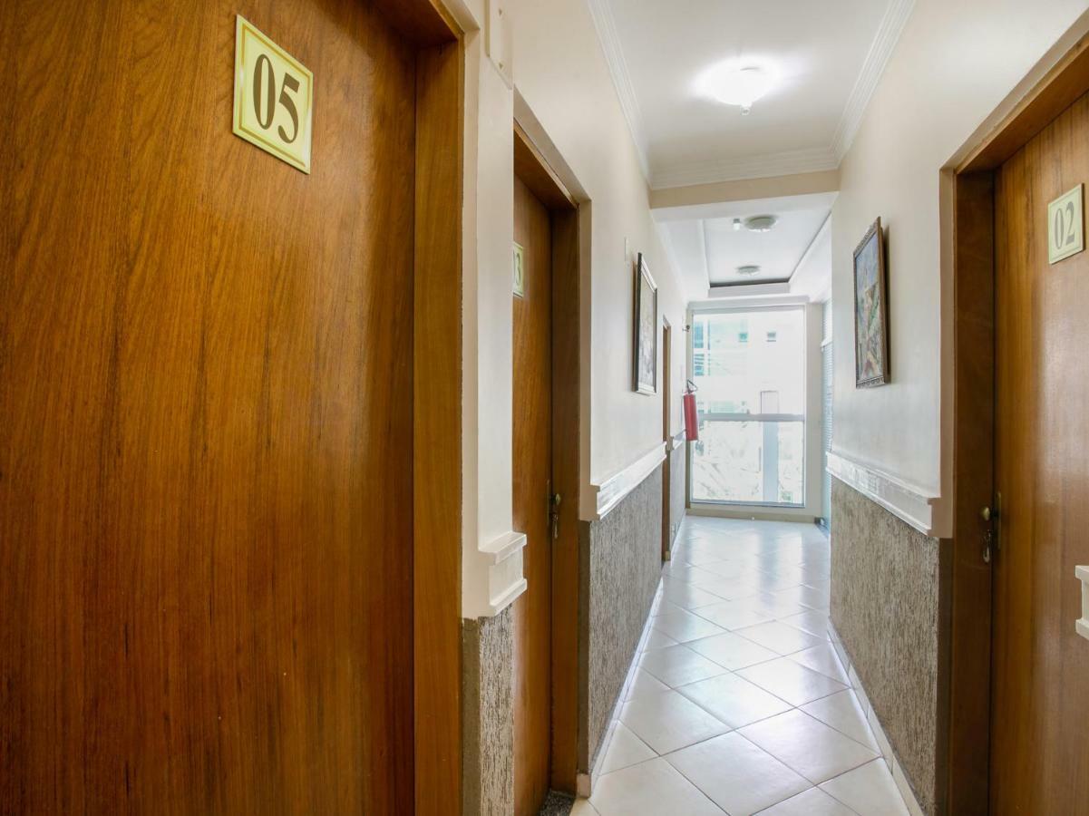Oyo Hotel Dayse Santana de Parnaíba エクステリア 写真